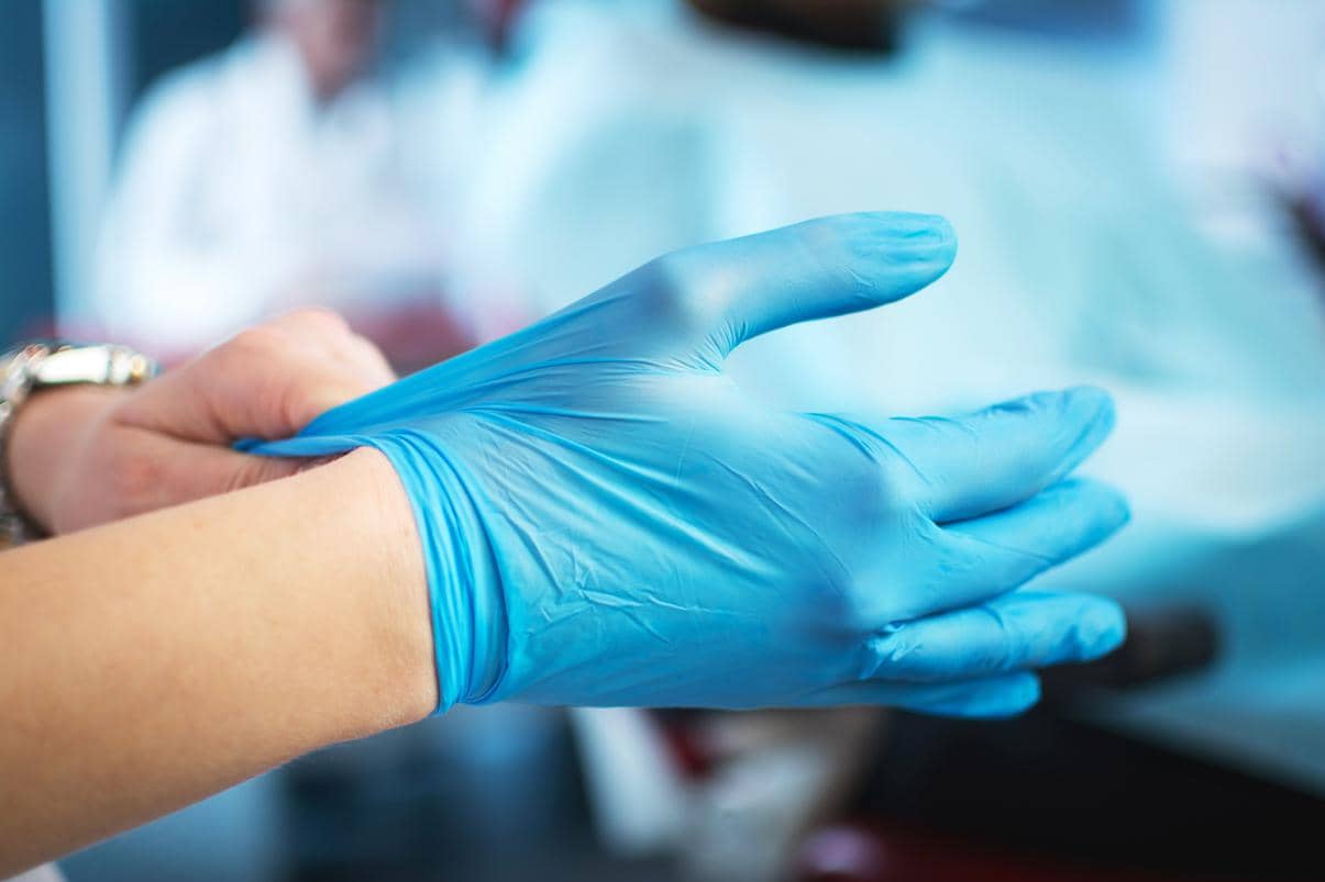 sterile vs. non sterile gloves